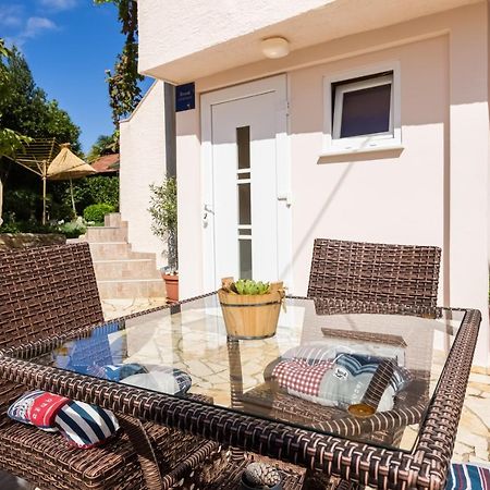 Apartment Sepat With Free Parking Place In Baska Exterior foto