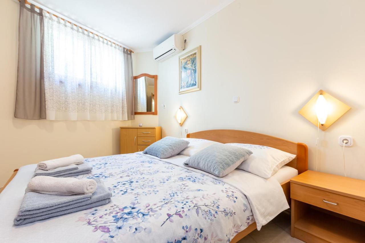 Apartment Sepat With Free Parking Place In Baska Exterior foto